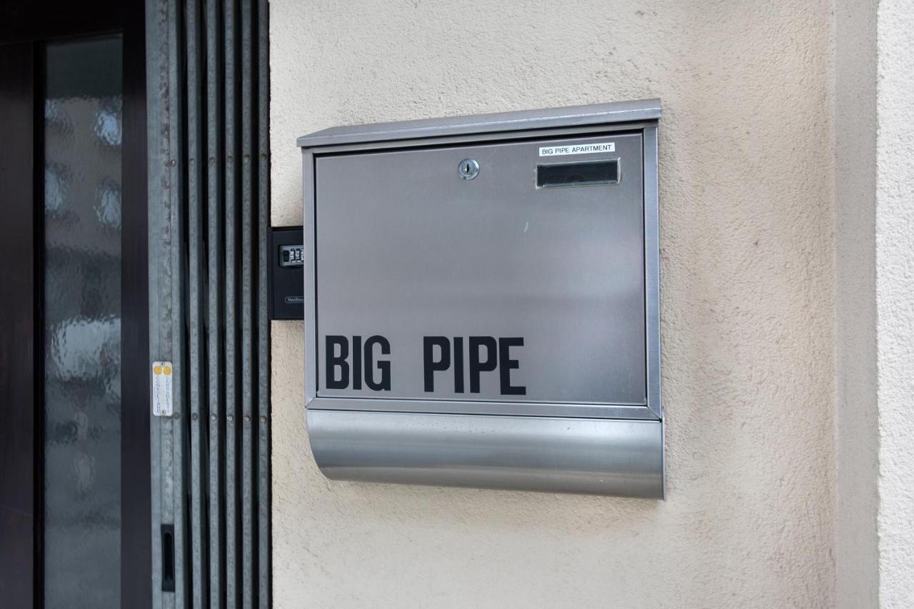 Big Pipe Apartment Liubliana Exterior foto